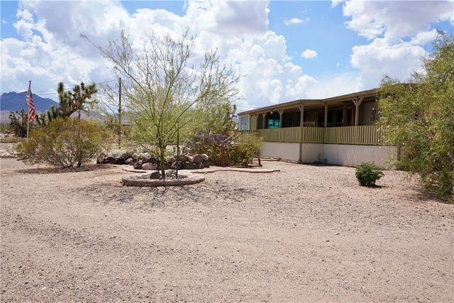 18901 N Quesnel Drive, Dolan Springs, AZ 86441
