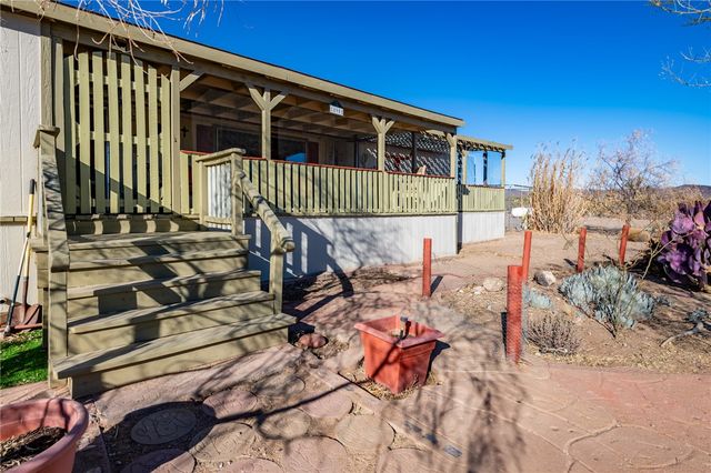 18901 N Quesnel Drive, Dolan Springs, AZ 86441