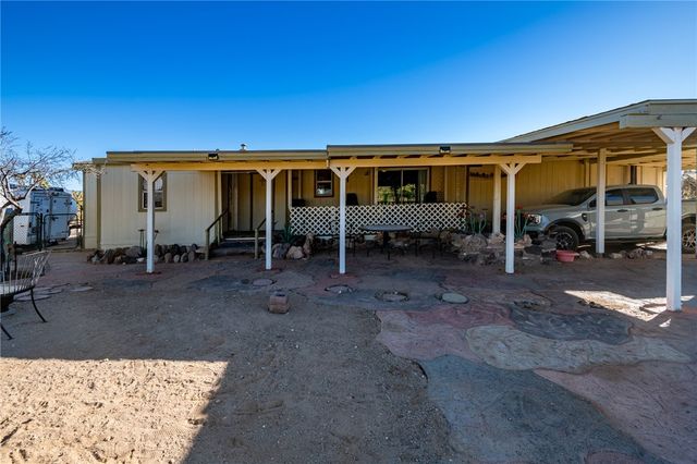 18901 N Quesnel Drive, Dolan Springs, AZ 86441