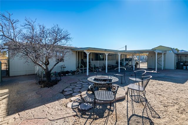 18901 N Quesnel Drive, Dolan Springs, AZ 86441