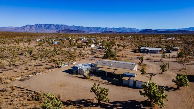 18901 N Quesnel Drive, Dolan Springs, AZ 86441