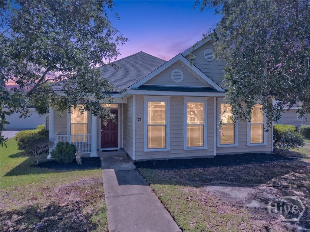 Image 2 of property listing at Address unavailable.
