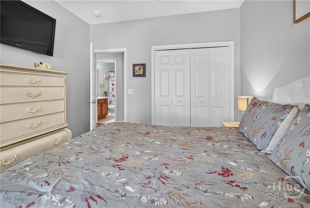 Image 27 of property listing at Address unavailable.