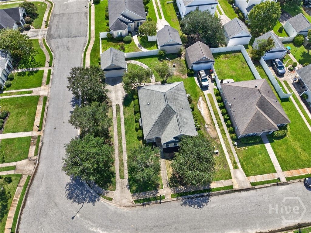 Image 35 of property listing at Address unavailable.