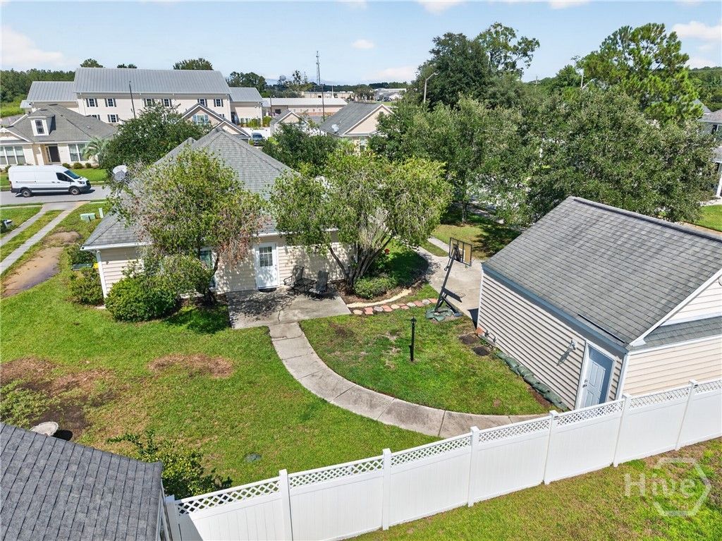 Image 39 of property listing at Address unavailable.