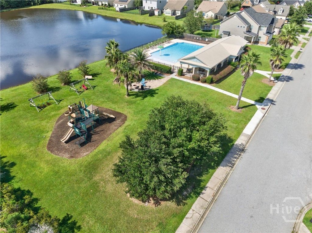 Image 46 of property listing at Address unavailable.