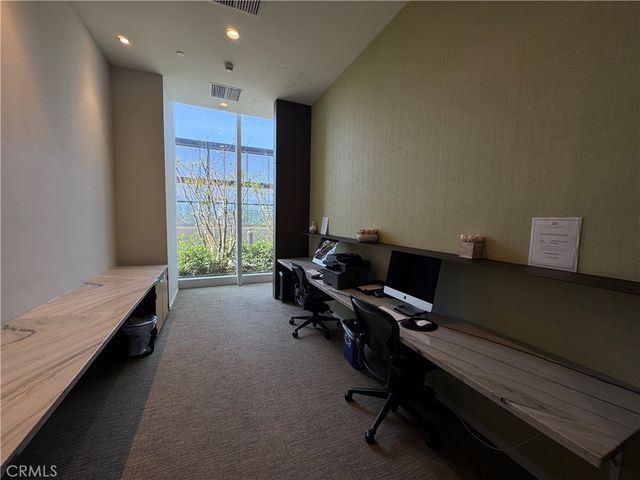 889 Francisco Street 1106, Los Angeles, CA 90017