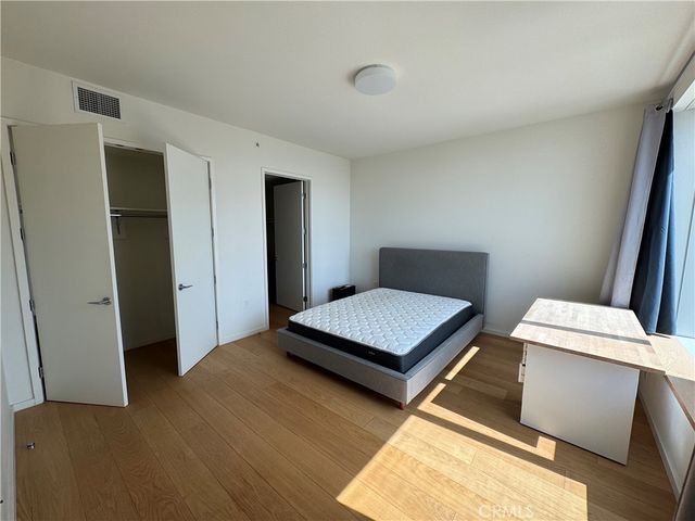 889 Francisco Street 1106, Los Angeles, CA 90017