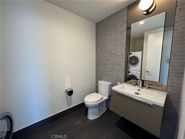 889 Francisco Street 1106, Los Angeles, CA 90017