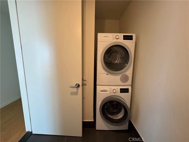 889 Francisco Street 1106, Los Angeles, CA 90017