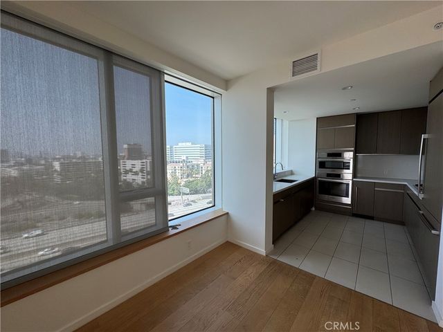 889 Francisco Street 1106, Los Angeles, CA 90017