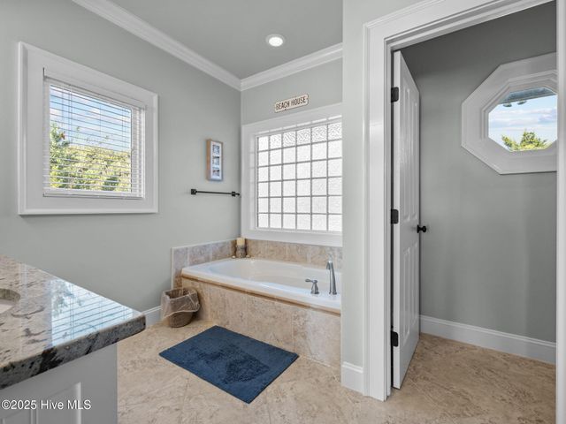 6414 Ocean Drive, Emerald Isle, NC 28594