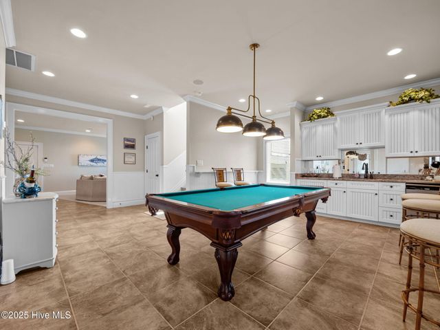 6414 Ocean Drive, Emerald Isle, NC 28594