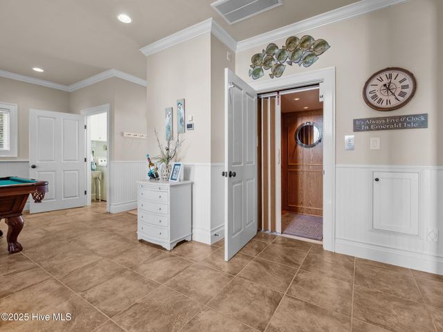 6414 Ocean Drive, Emerald Isle, NC 28594