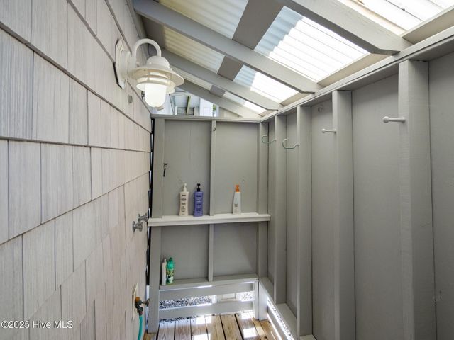 6414 Ocean Drive, Emerald Isle, NC 28594