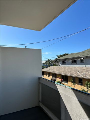 1641 Nuuanu Avenue 26, Honolulu, HI 96817