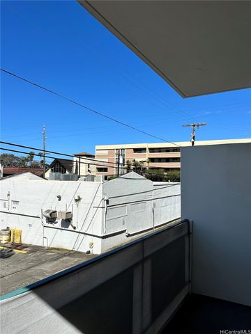 1641 Nuuanu Avenue 26, Honolulu, HI 96817