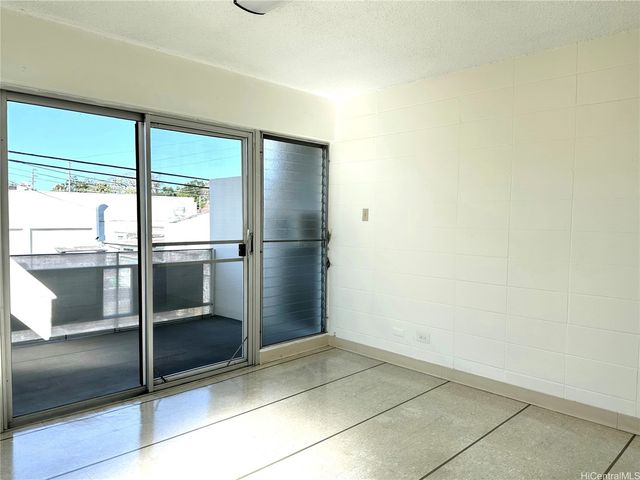 1641 Nuuanu Avenue 26, Honolulu, HI 96817