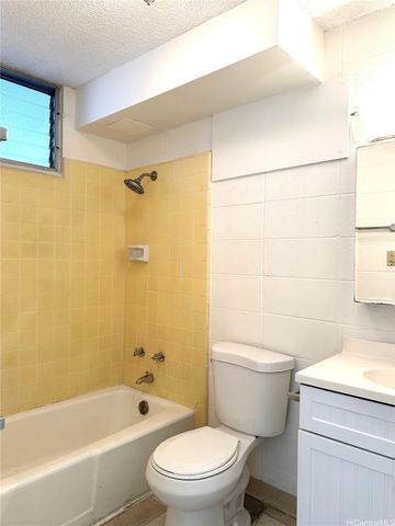 1641 Nuuanu Avenue 26, Honolulu, HI 96817