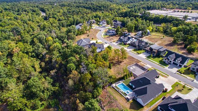 204 SW Autumn Hills Road, Bentonville, AR 72712