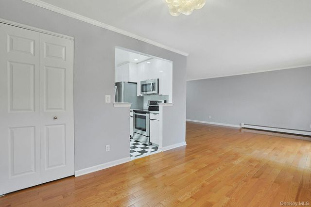 555 Central Park Avenue 125, Scarsdale, NY 10583