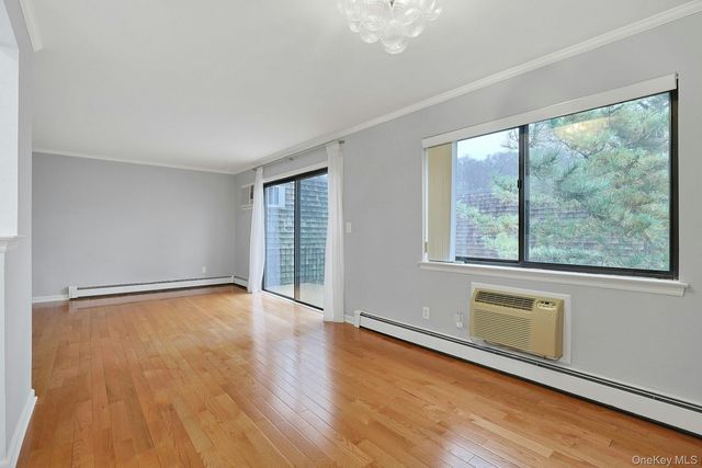 555 Central Park Avenue 125, Scarsdale, NY 10583