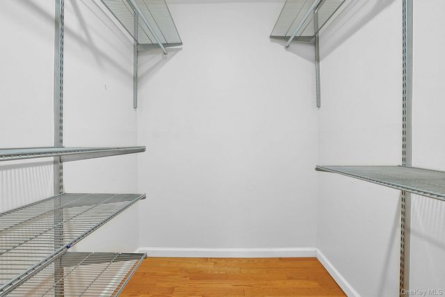 555 Central Park Avenue 125, Scarsdale, NY 10583