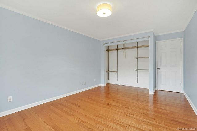 555 Central Park Avenue 125, Scarsdale, NY 10583