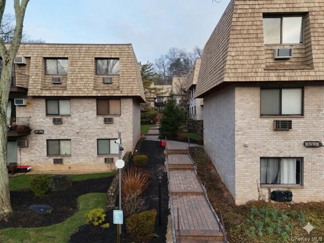 555 Central Park Avenue 125, Scarsdale, NY 10583