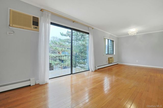 555 Central Park Avenue 125, Scarsdale, NY 10583