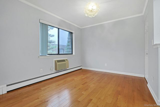 555 Central Park Avenue 125, Scarsdale, NY 10583