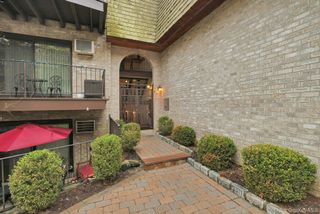 555 Central Park Avenue 125, Scarsdale, NY 10583