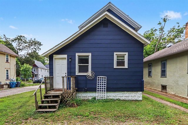 1236 Jefferson Avenue, Kalamazoo, MI 49006