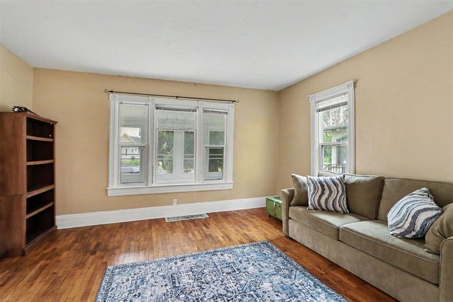 1236 Jefferson Avenue, Kalamazoo, MI 49006