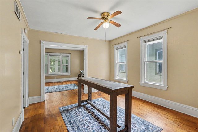 1236 Jefferson Avenue, Kalamazoo, MI 49006