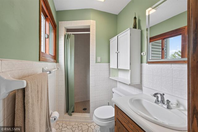 2720 Silver Fox Road, White Bear Lake, MN 55110