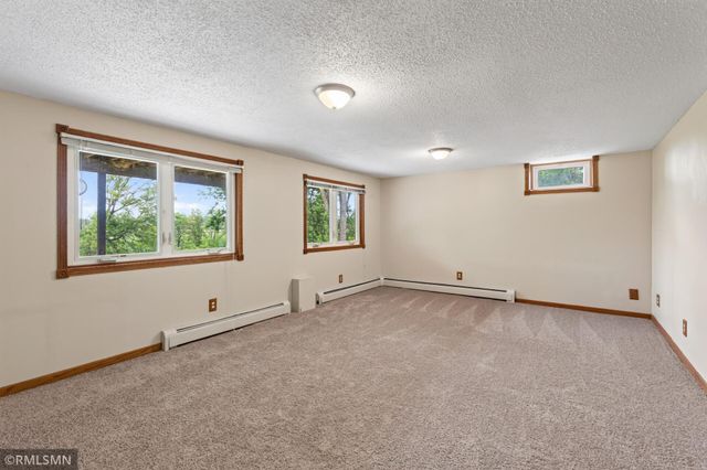 2720 Silver Fox Road, White Bear Lake, MN 55110