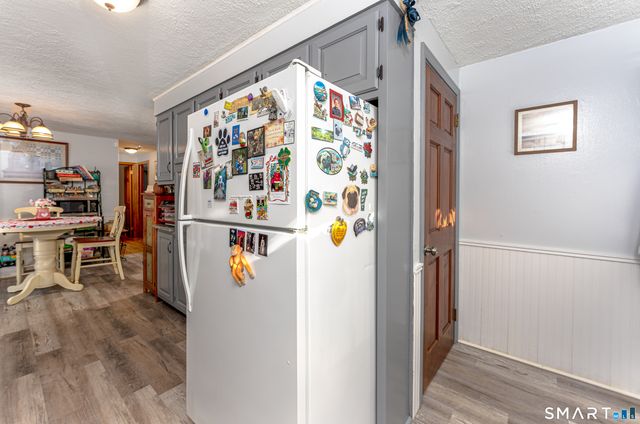 79 Roosevelt Boulevard, Enfield, CT 06082