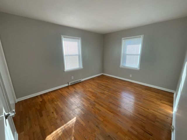 721 E College Street, Georgetown, KY 40324