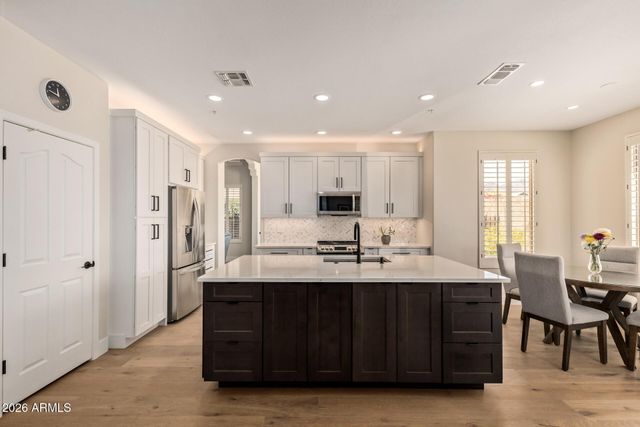 10543 E BETONY Drive, Scottsdale, AZ 85255