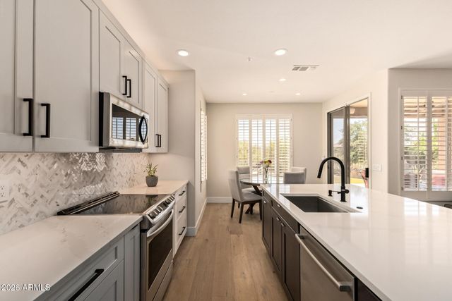 10543 E BETONY Drive, Scottsdale, AZ 85255