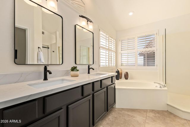 10543 E BETONY Drive, Scottsdale, AZ 85255