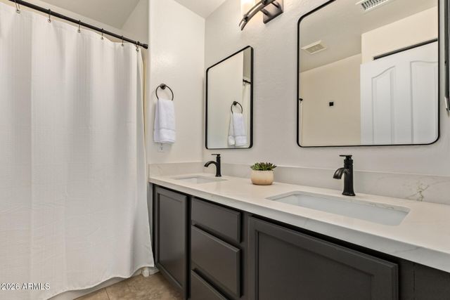 10543 E BETONY Drive, Scottsdale, AZ 85255