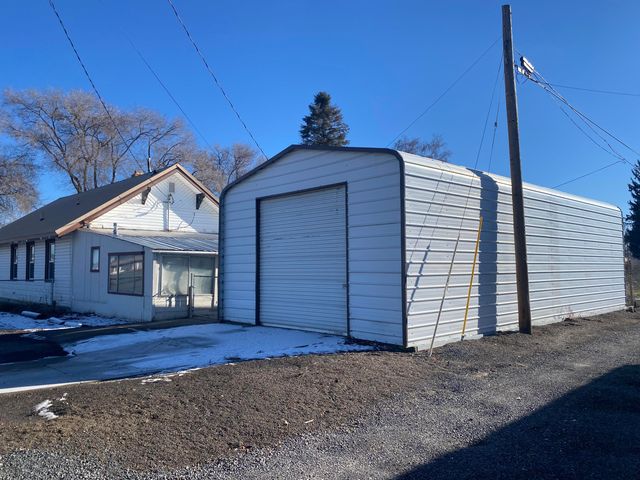 332 N Madison Street, Merrill, OR 97633