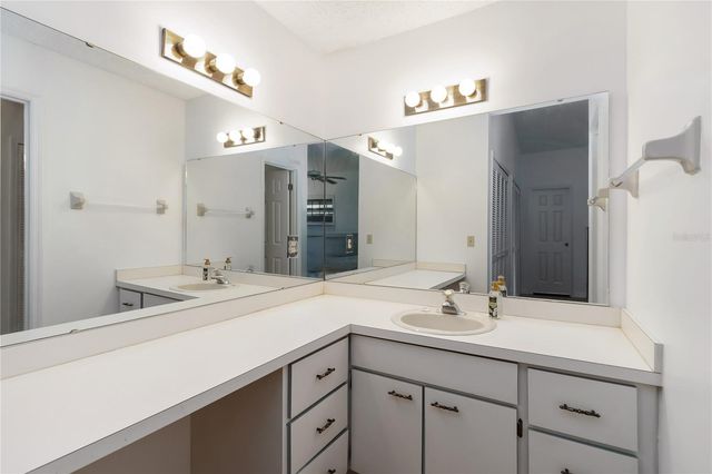 4207 HAMILTON COURT, St Cloud, FL 34769