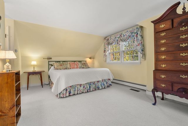 31 White Road, Wayland, MA 01778