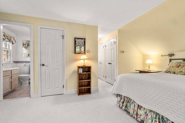 31 White Road, Wayland, MA 01778