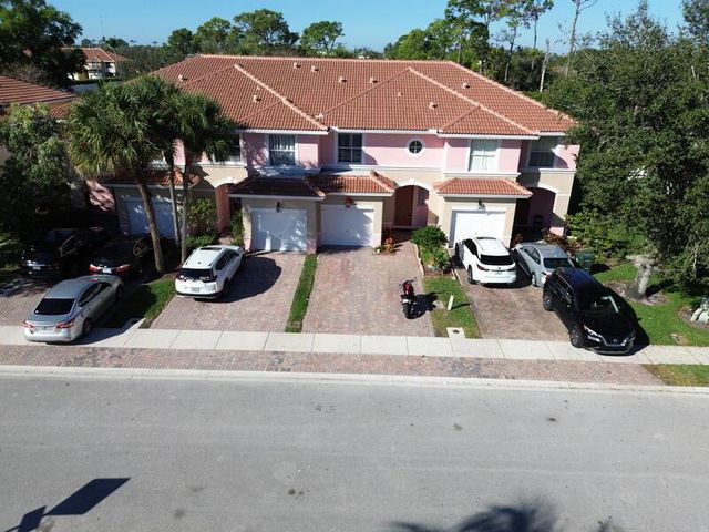 303 Seminole Palms Drive, Greenacres, FL 33463