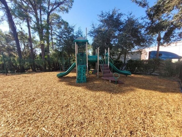 303 Seminole Palms Drive, Greenacres, FL 33463