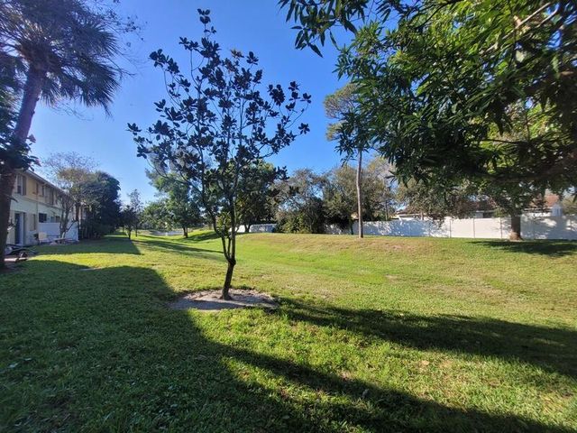 303 Seminole Palms Drive, Greenacres, FL 33463